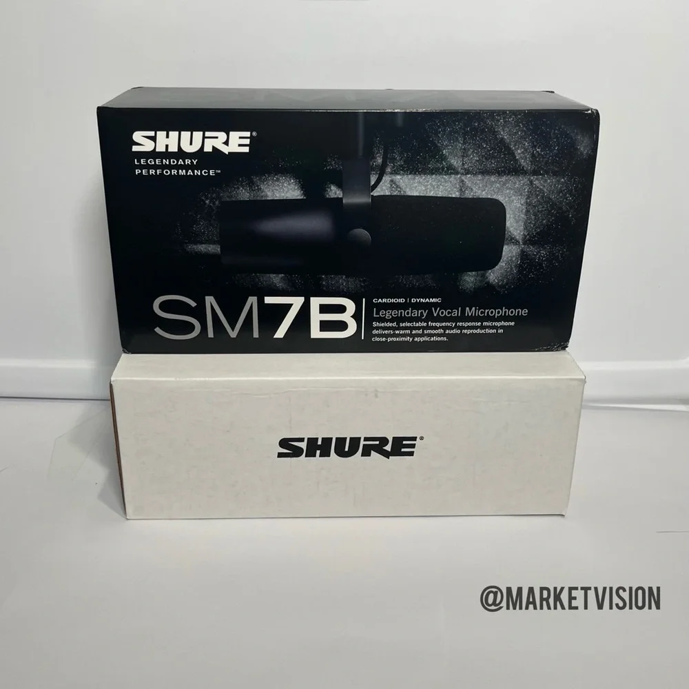 Shure SM7B Cardioid Dynamic Legendary Vocal Microphone